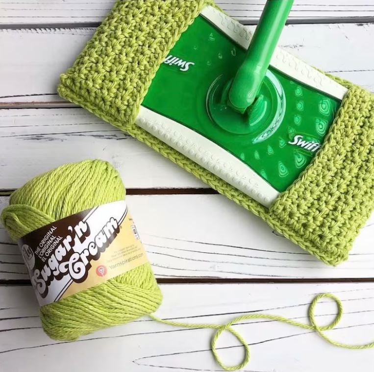 Cotton Dust Mop Cover shown in a green Crochet Pattern