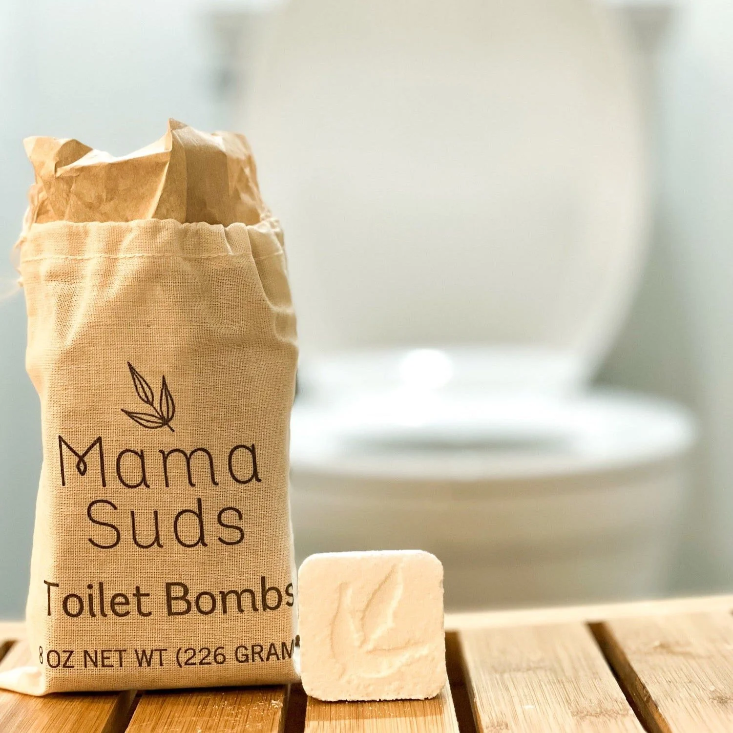 MamaSuds Toilet Bombs: Effortless Clean, Natural Ingredients.