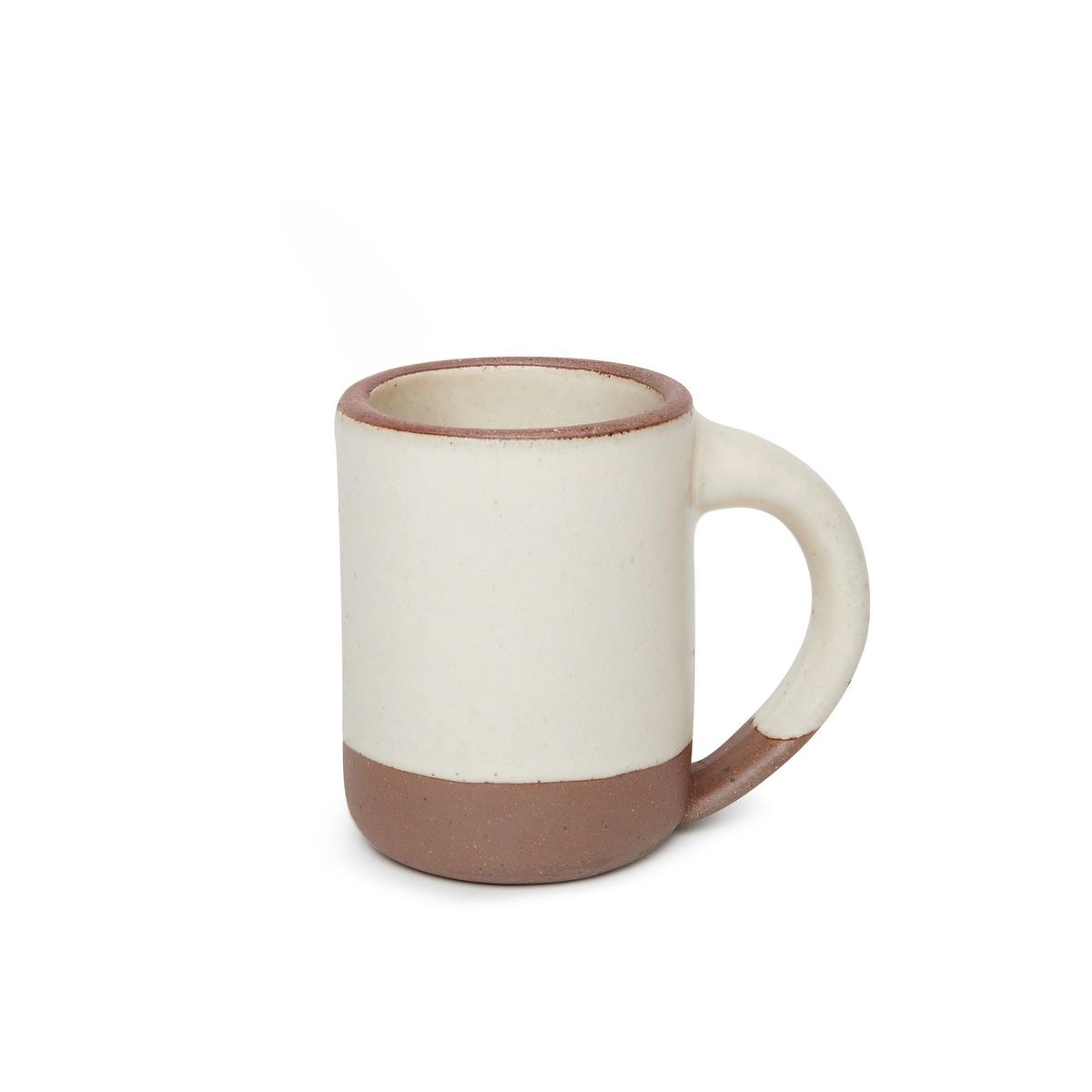 The Mug by East Fork combines regional clay craftsmanship with a smooth finish, offering a perfect blend of durability and style.