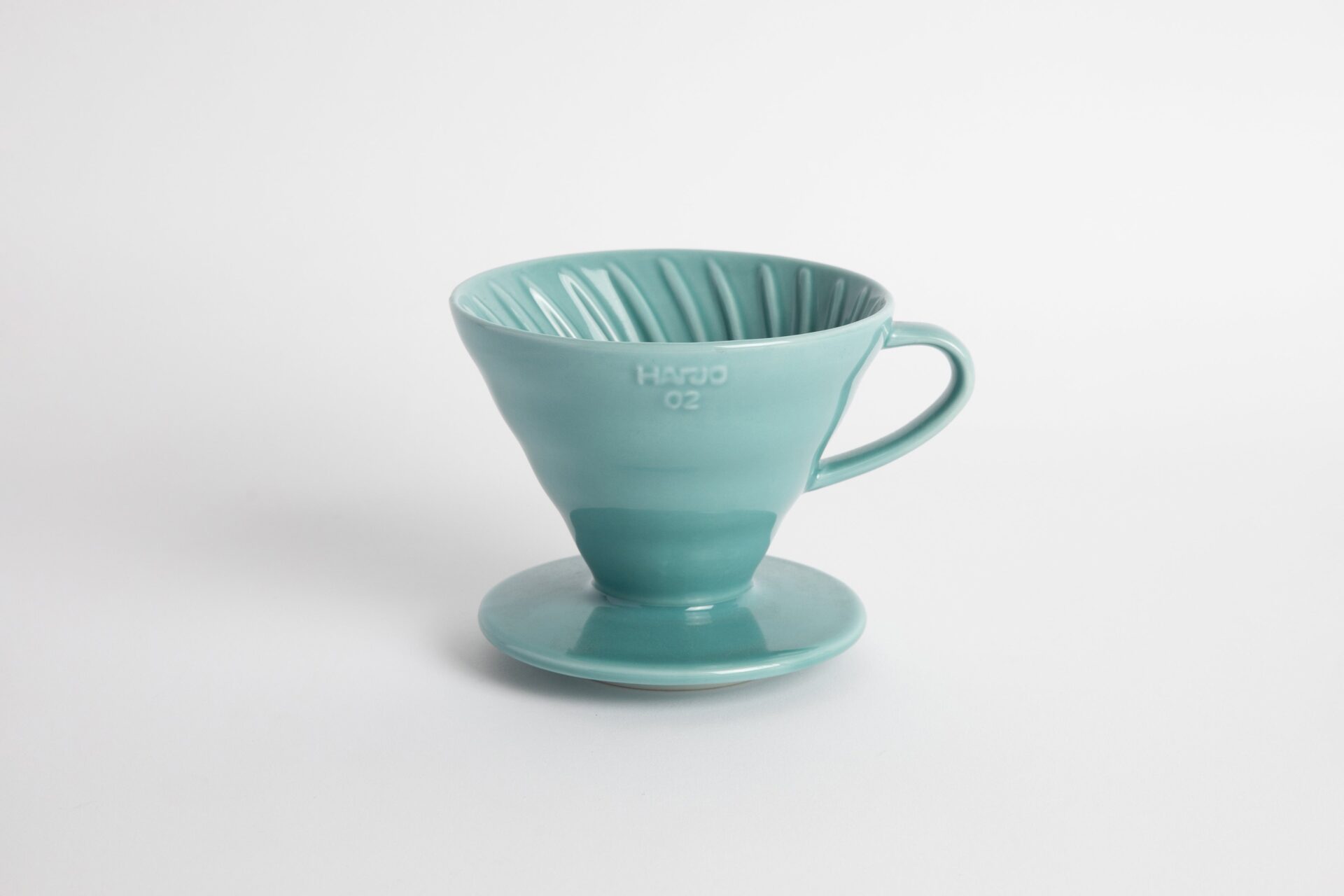 Brew coffee without using plastic with a v60 ceramic coffee maker
